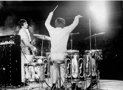 23 Aug. 1967, Atwood Stadium, Flint, Michigan, with rear view of Sunn 100S with 2×15 cabinet.