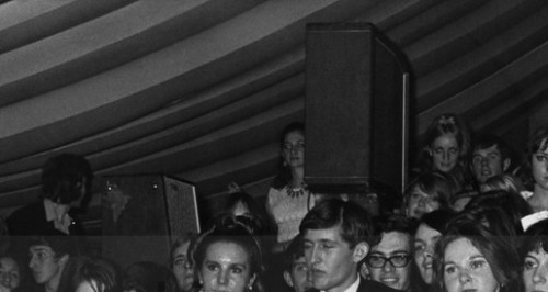 27 May 1967, Pembroke College, Oxford, a Marshall 8×10 PA cabinet slanted precariously perched.